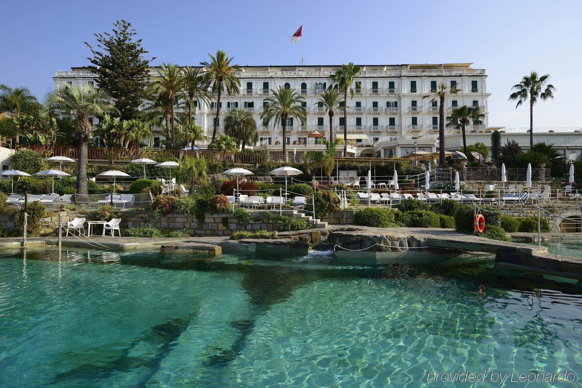 Royal Hotel Sanremo Ngoại thất bức ảnh The Hotel